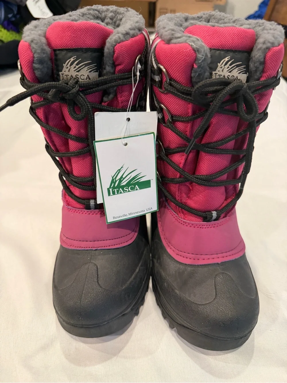 Itasca Snow Kicker Kids Snow Boots Size 1 Berry Pink Gray NWT Winter Insulated
